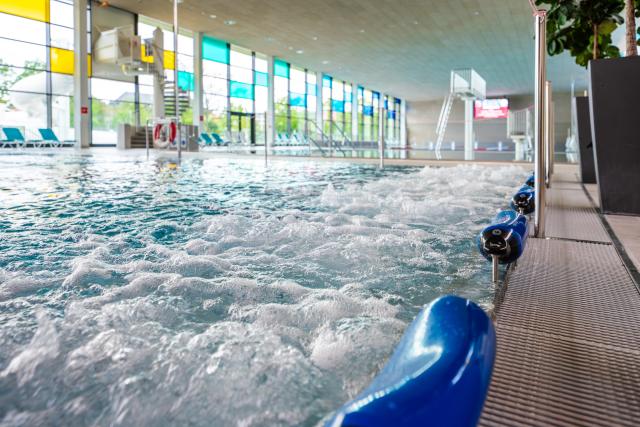 Design: Motiv 3 - Schwimmhalle Nautiland
